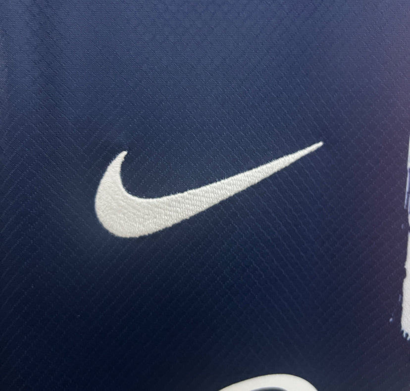 PARIS SAINT - GERMAIN CHAMPIONS 24/25